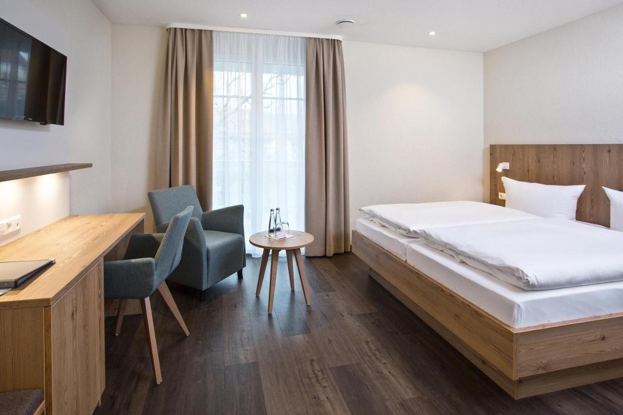 Hotel-Gasthaus Engel Luttingen Лауфенбург Экстерьер фото