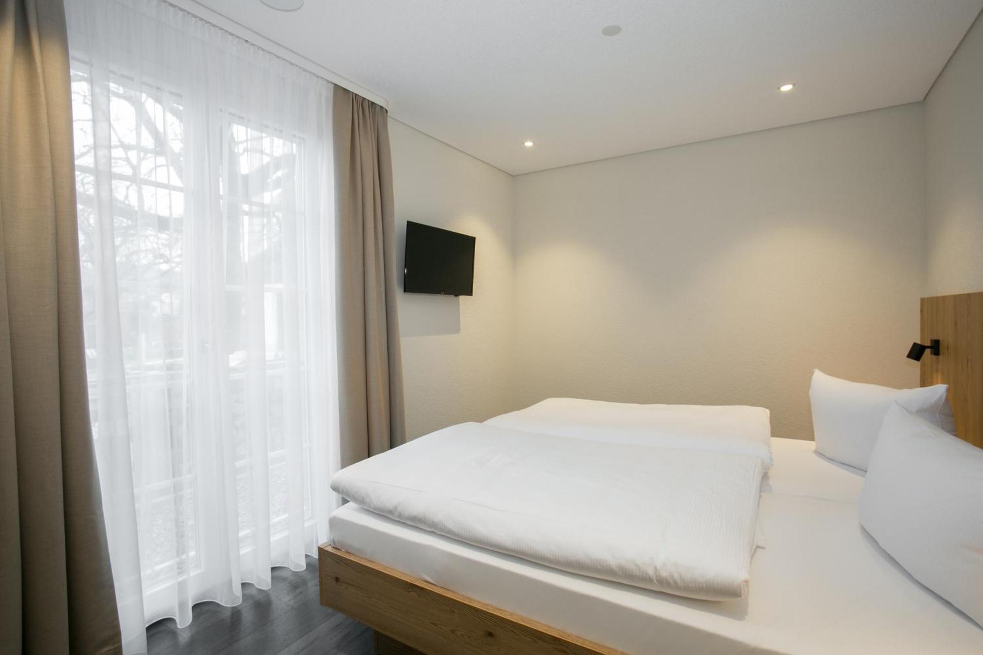 Hotel-Gasthaus Engel Luttingen Лауфенбург Номер фото